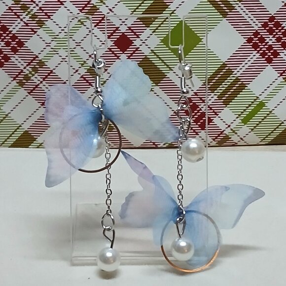 NWOT Fashion Jewelry Silver Tone Faux Pearl Dangle Blue Butterfly Earrings #18 - Picture 10 of 10
